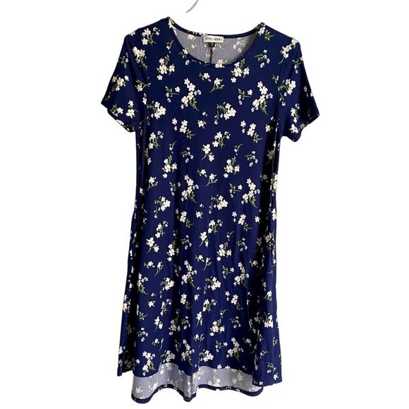 Thyme + Honey Dresses & Skirts - Thyme and Honey Pullover Short Sleeve Blue Floral Dress with Pockets Medium NWOT